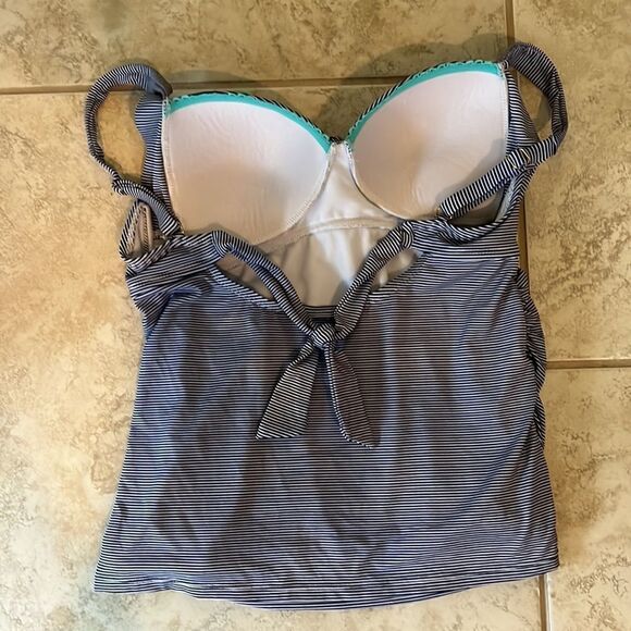 Classic Liz Claiborne Women Small Blue/White Striped Swim Top Adjustable Straps - Picture 5 of 7